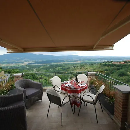 Luxurious With Tuscan Views Città della Pieve